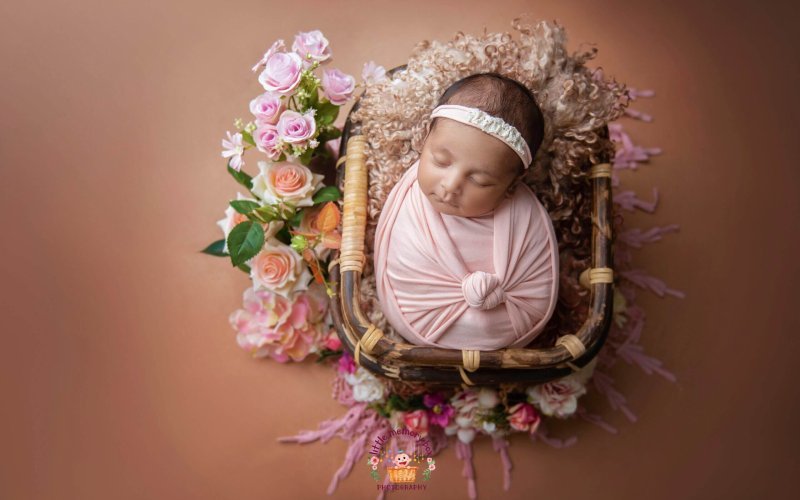 newborn-sibling-pictures-bangalore-12 newborn-sibling-pictures-bangalore-12